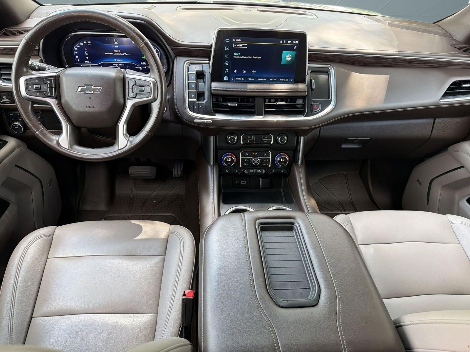 Certified 2022 Chevrolet Tahoe Z71 w/ Luxury Package AWD/4WD image 16