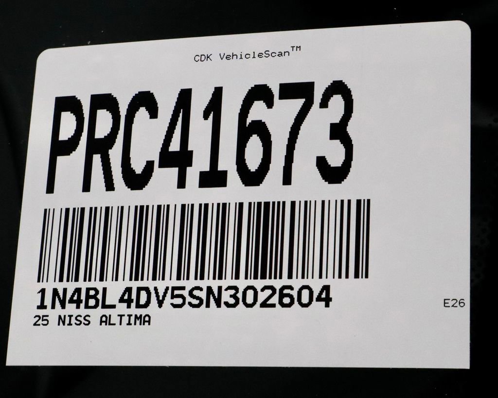 Used 2025 Nissan Altima 2.5 SV FWD image 31