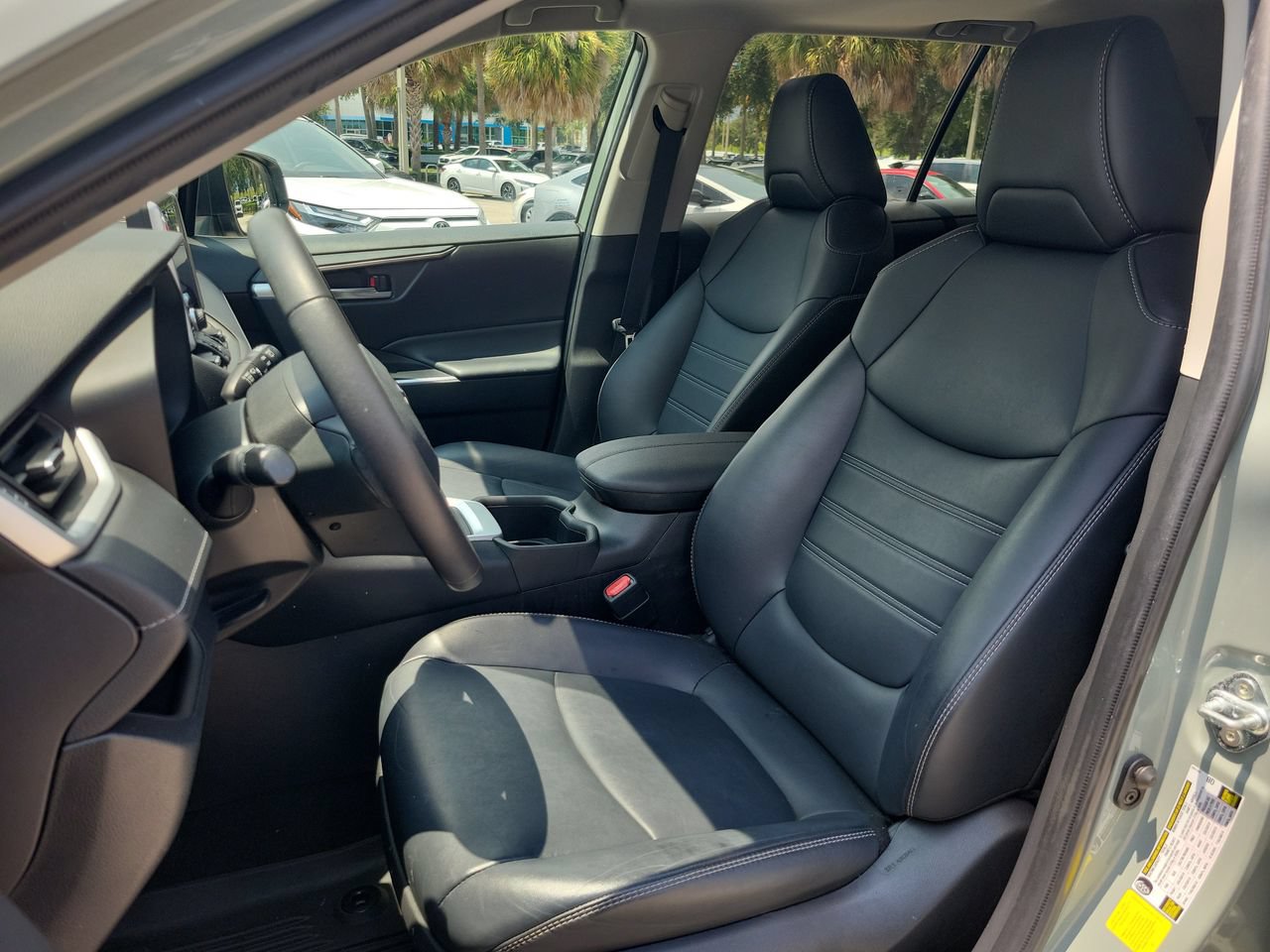Used 2023 Toyota RAV4 XLE Premium FWD image 17