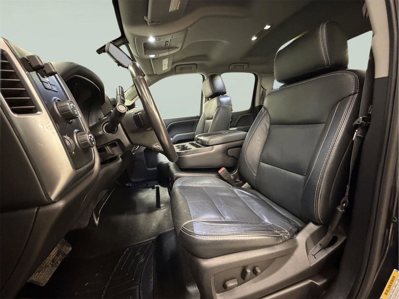 Certified 2018 Chevrolet Silverado 1500 LT w/ All Star Edition image 22