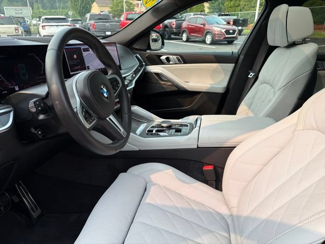 Used 2026 BMW X6 M60i w/ Parking Assistance Package AWD/4WD image 17