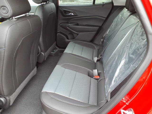 New 2026 Chevrolet Trax LT FWD image 8