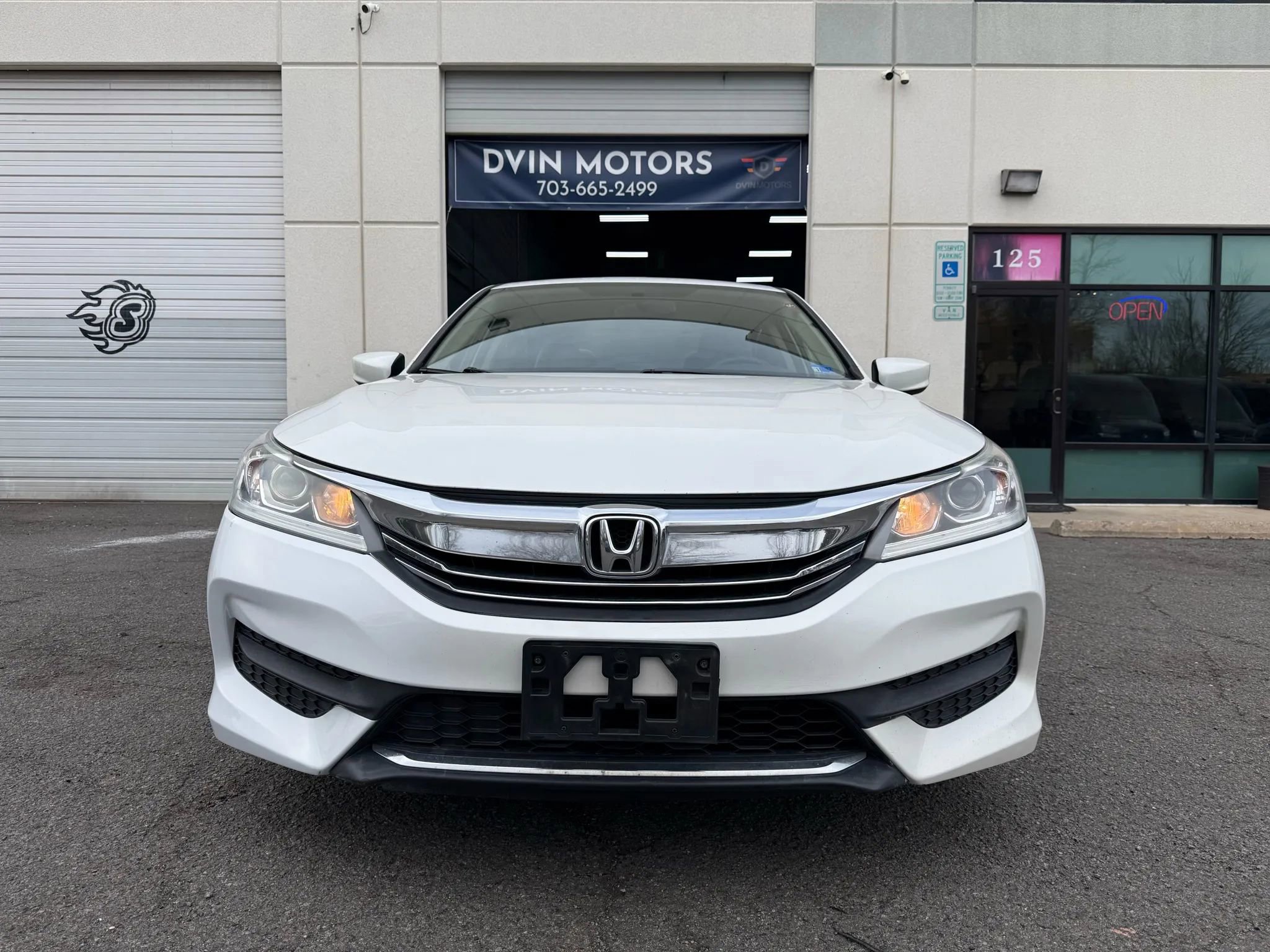Used 2017 Honda Accord LX image 6