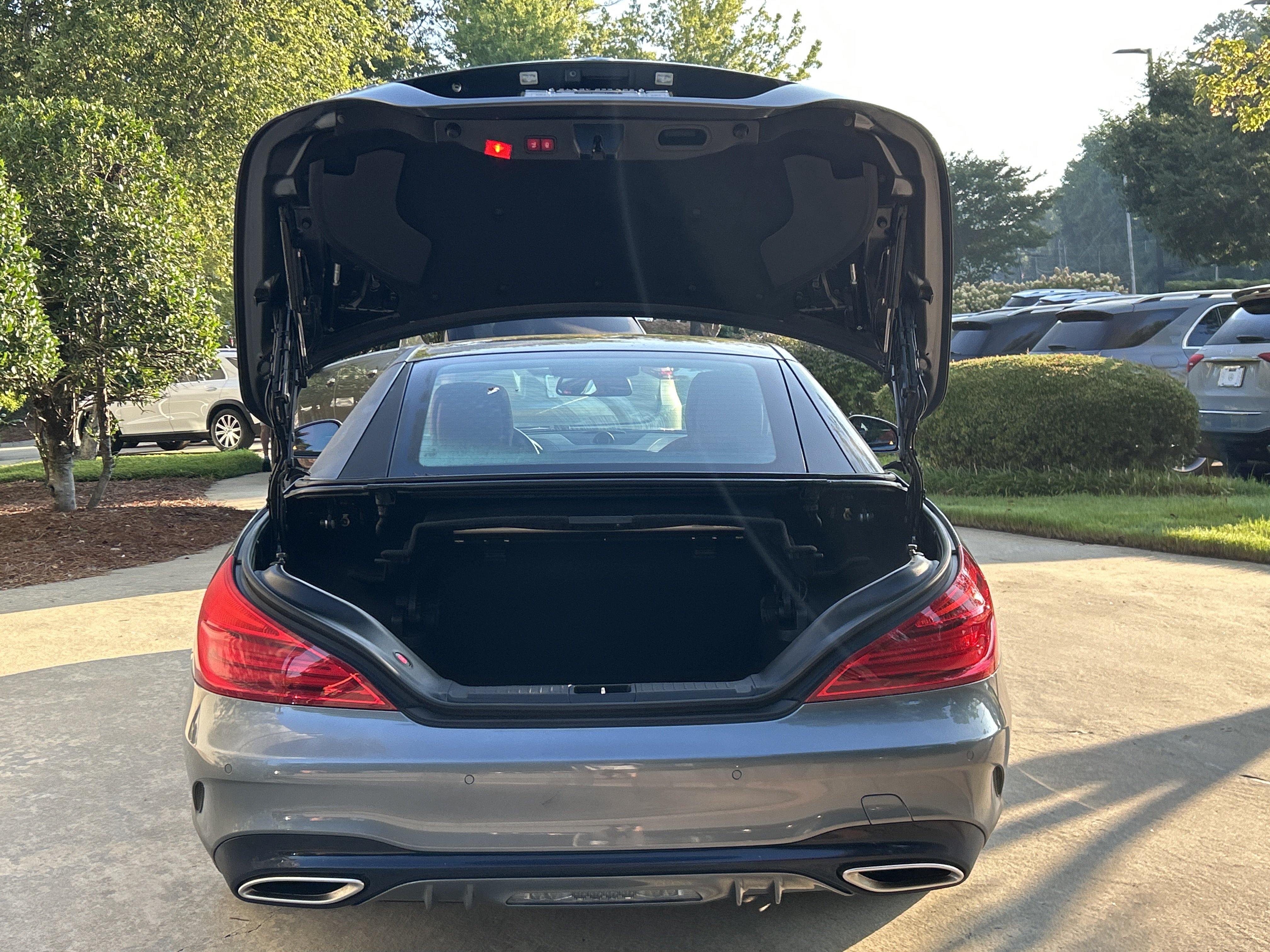 Used 2018 Mercedes-Benz SL 450 image 16
