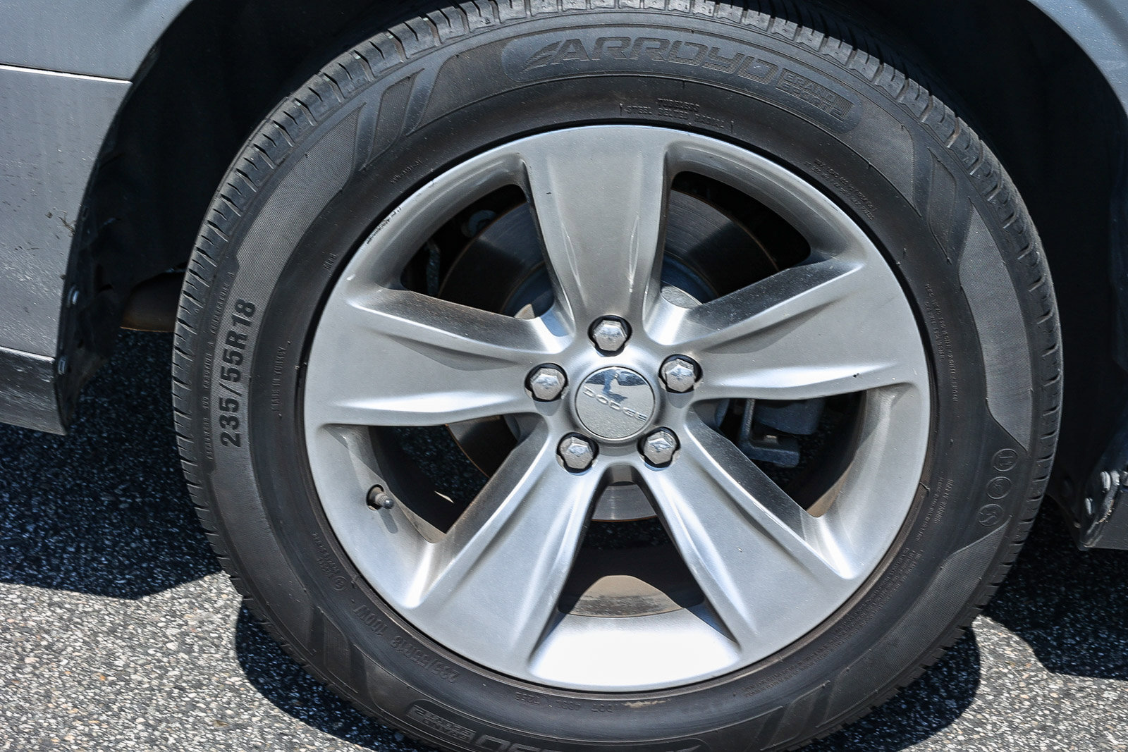 Used 2016 Dodge Challenger SXT image 11