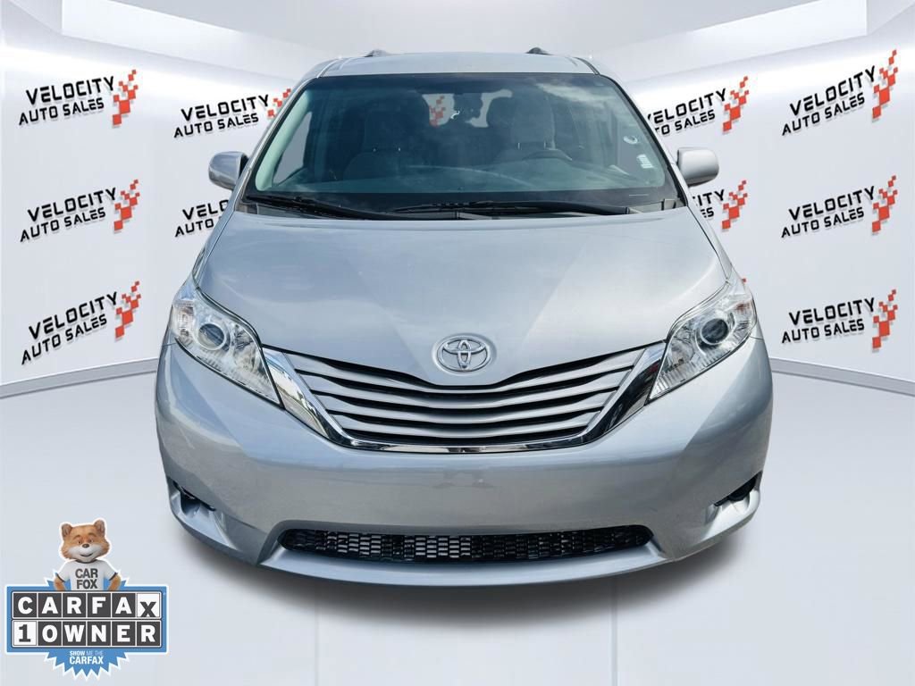 Used 2015 Toyota Sienna LE image 7