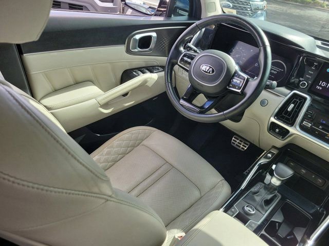 Used 2021 Kia Sorento SX image 3