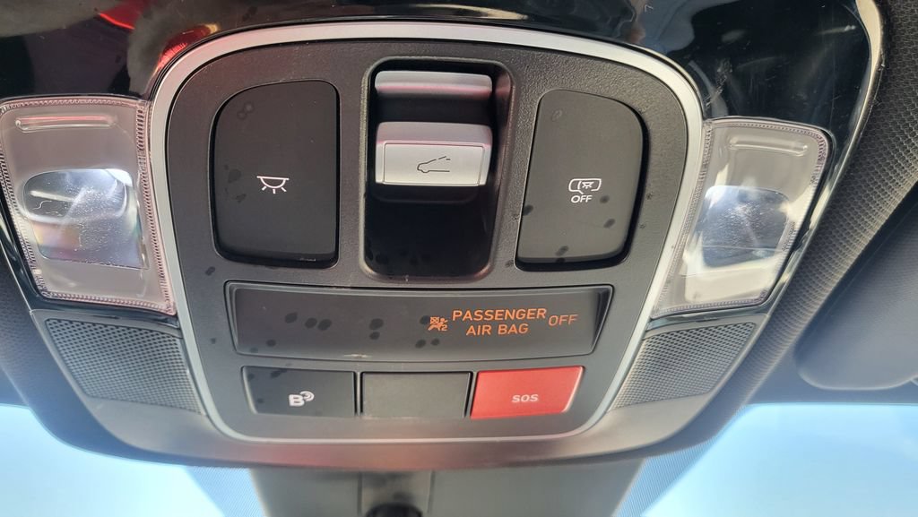 Used 2025 Hyundai Tucson Limited FWD image 41