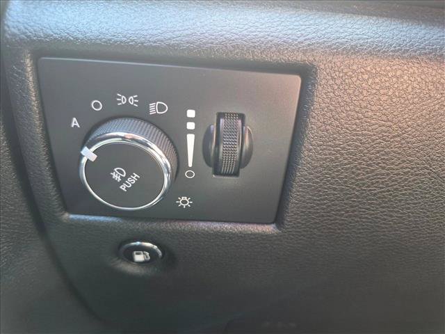 Used 2016 Jeep Grand Cherokee Laredo RWD image 16