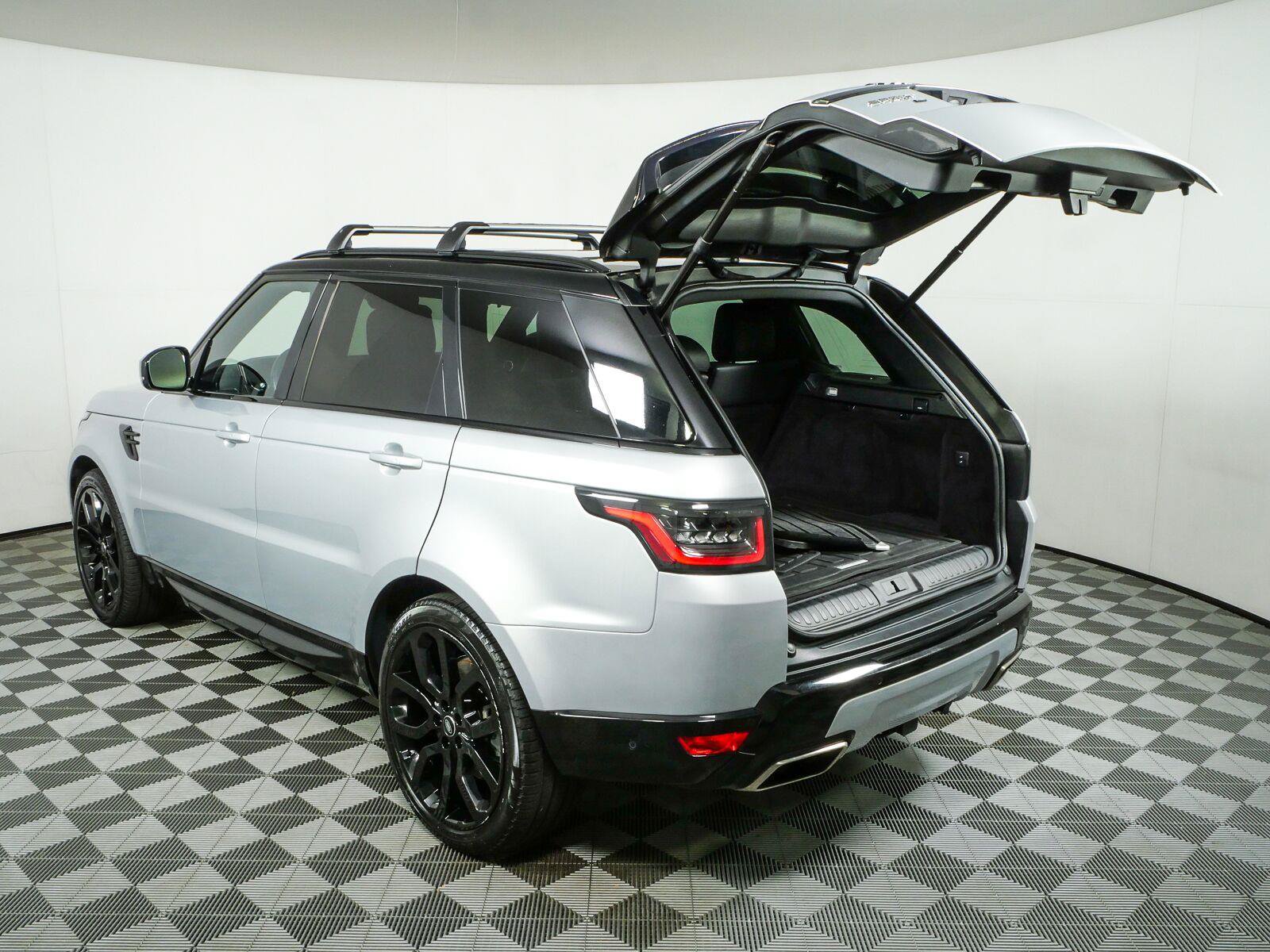 Used 2021 Land Rover Range Rover Sport HSE Silver Edition AWD/4WD image 35