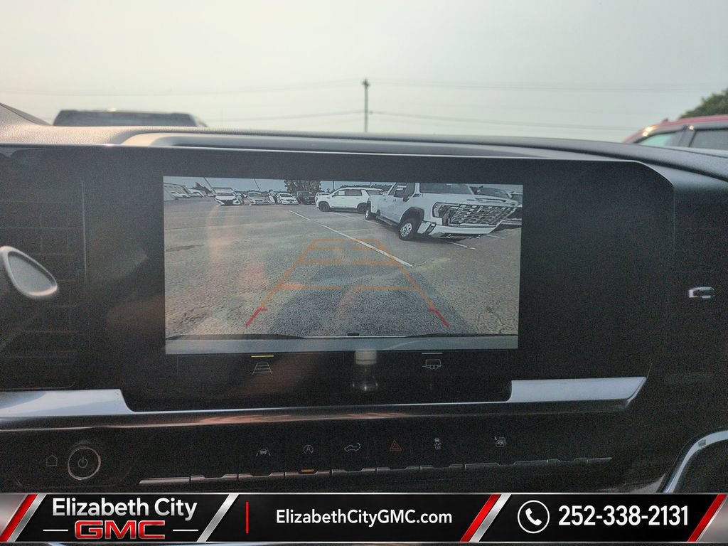 Used 2024 Chevrolet Silverado 1500 LT AWD/4WD image 12