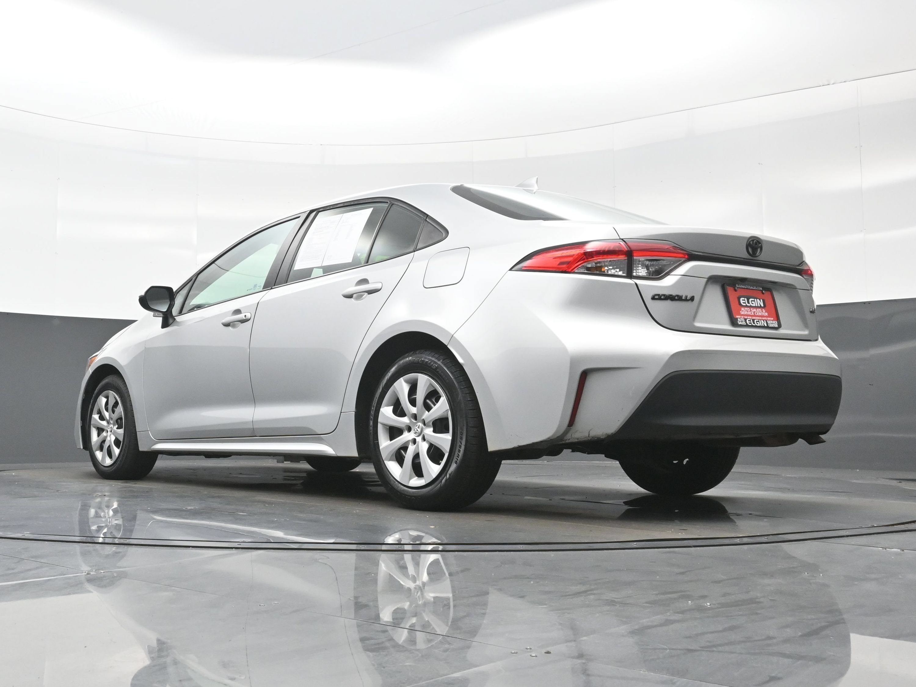 Used 2024 Toyota Corolla LE FWD image 26