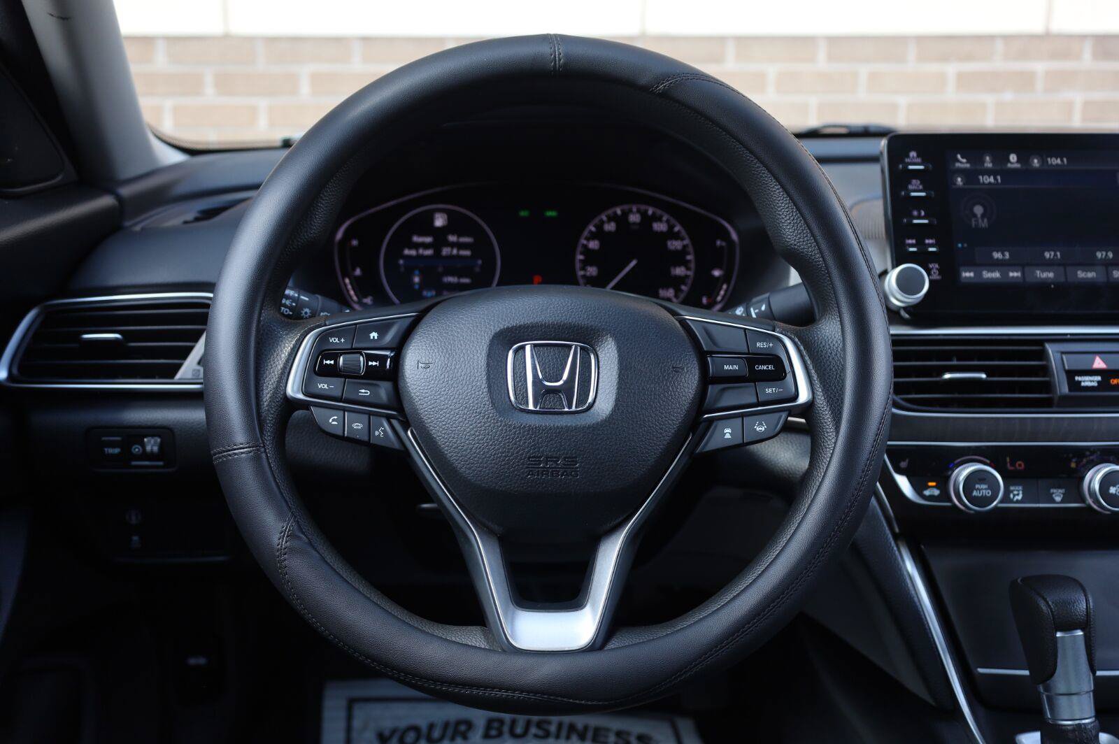Used 2019 Honda Accord EX image 32