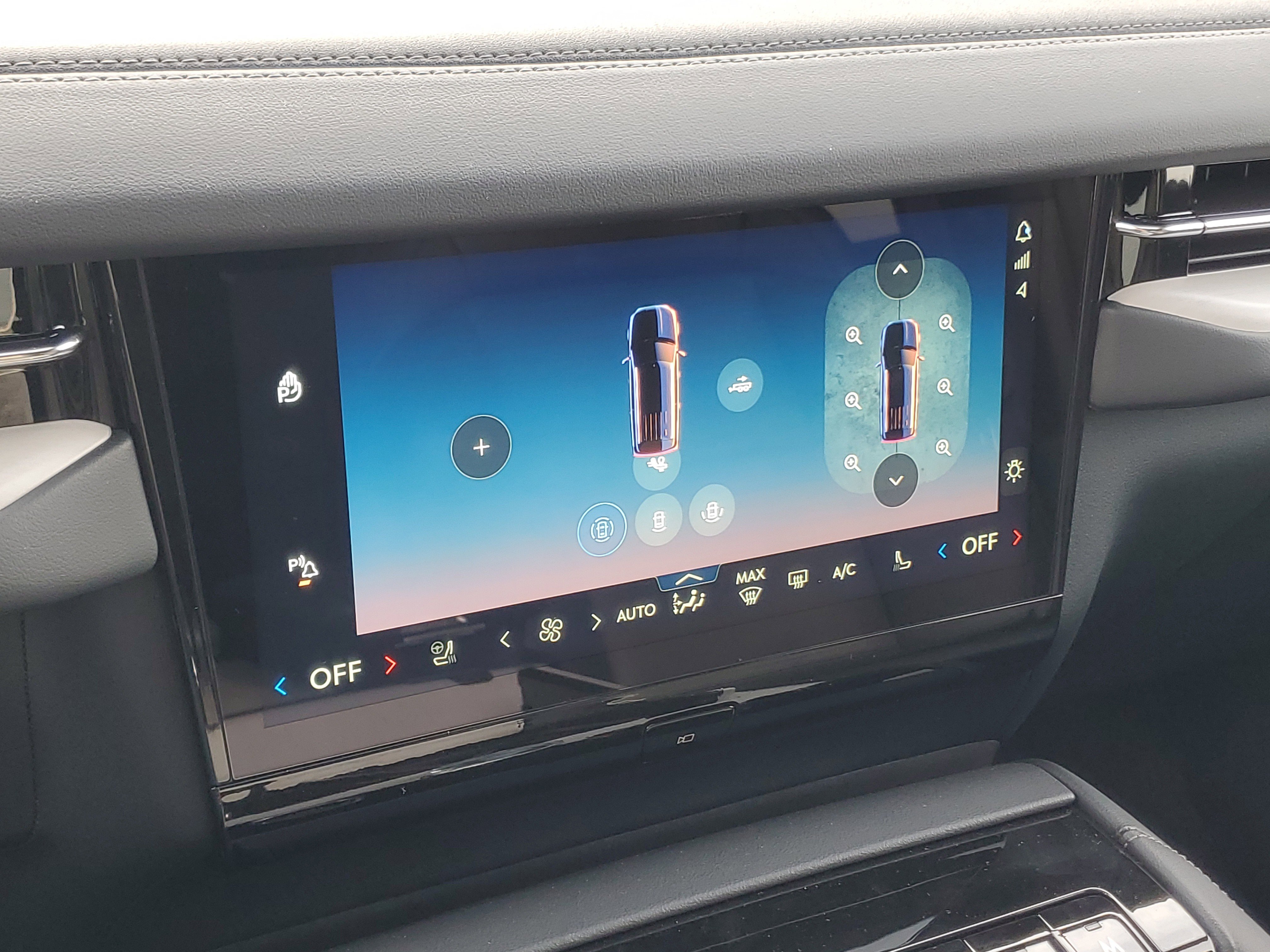 New 2025 Lincoln Navigator Reserve w/ Jet Appearance Package image 24