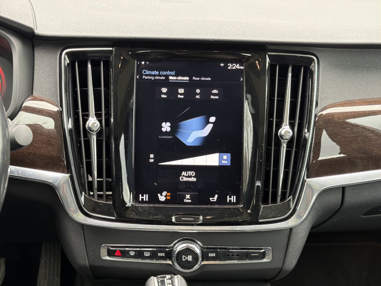 Used 2018 Volvo S90 T5 Momentum AWD/4WD image 18
