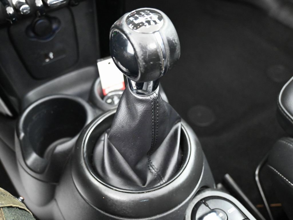 Used 2022 MINI Cooper S image 28