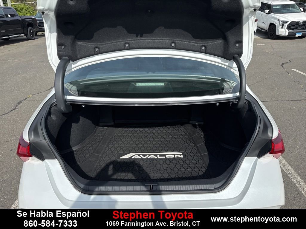 Used 2019 Toyota Avalon XSE w/ All Weather Liner Package image 27