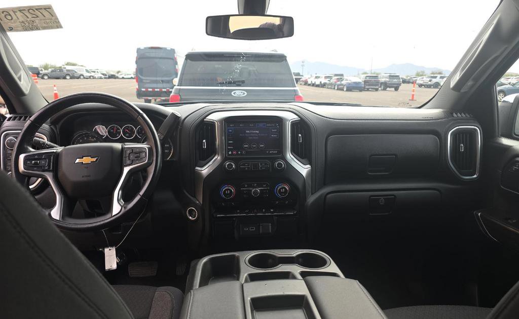 Used 2021 Chevrolet Silverado 1500 LT image 9