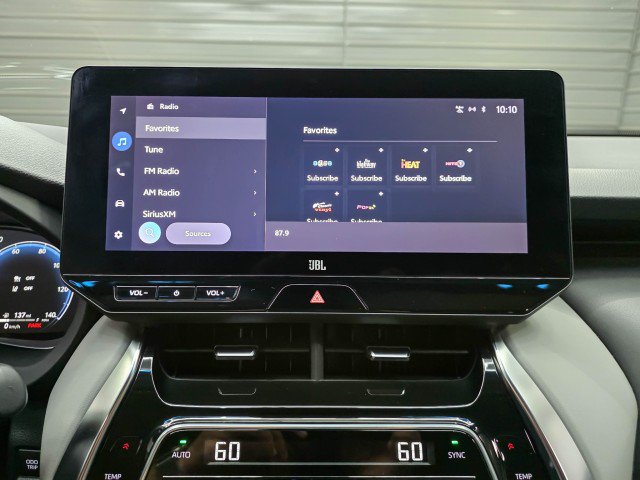 Used 2024 Toyota Venza Limited AWD/4WD image 25