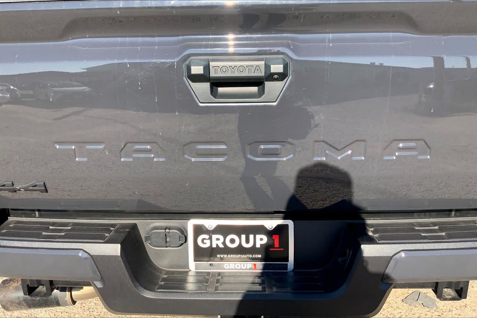 Used 2024 Toyota Tacoma TRD Off-Road AWD/4WD image 10