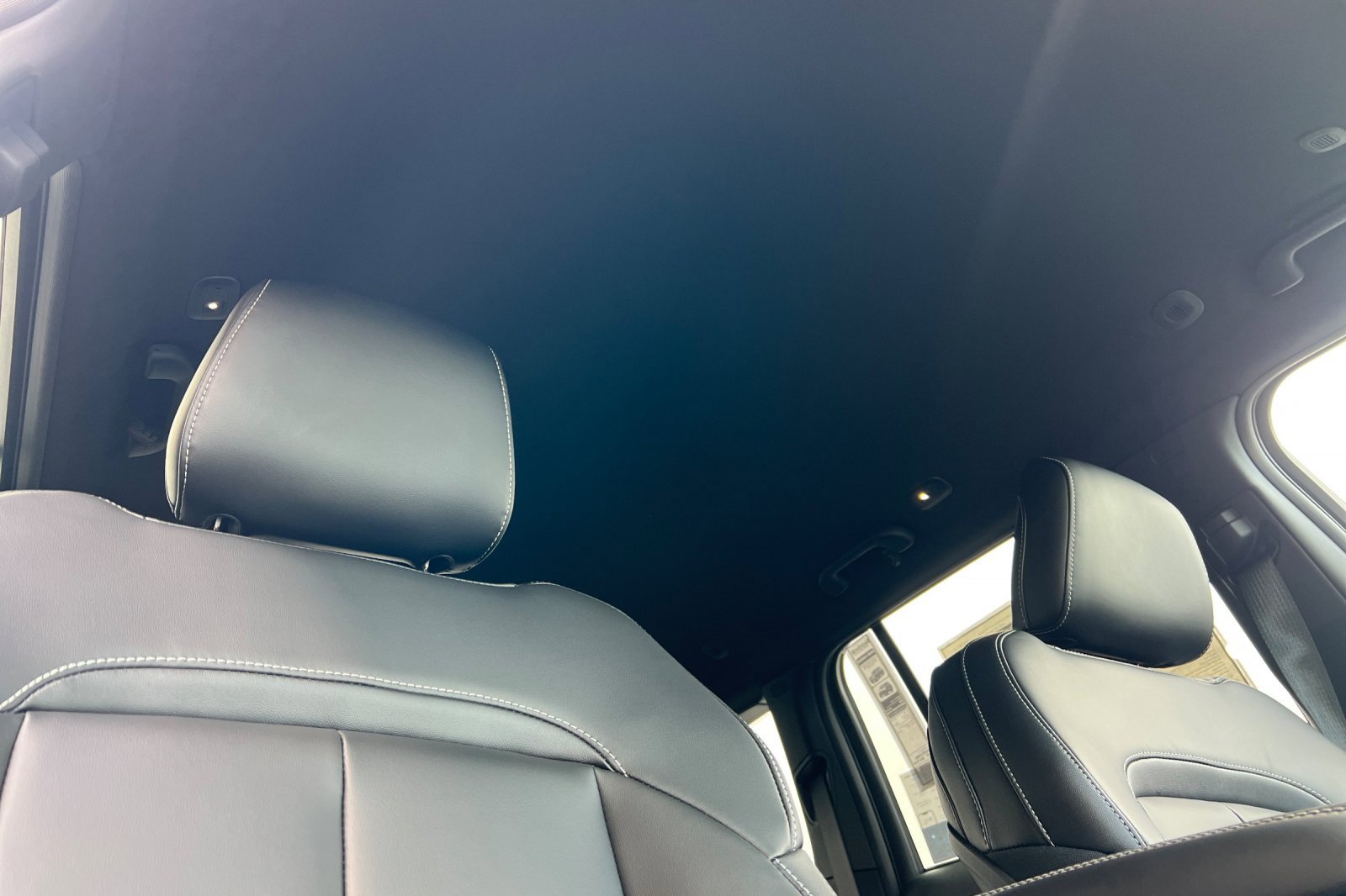 New 2025 Jeep Grand Cherokee Limited image 17