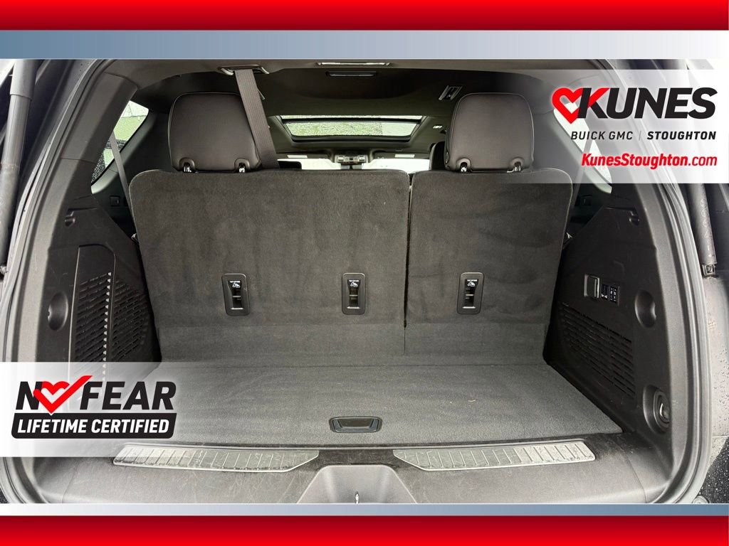 Used 2023 GMC Yukon Denali image 18