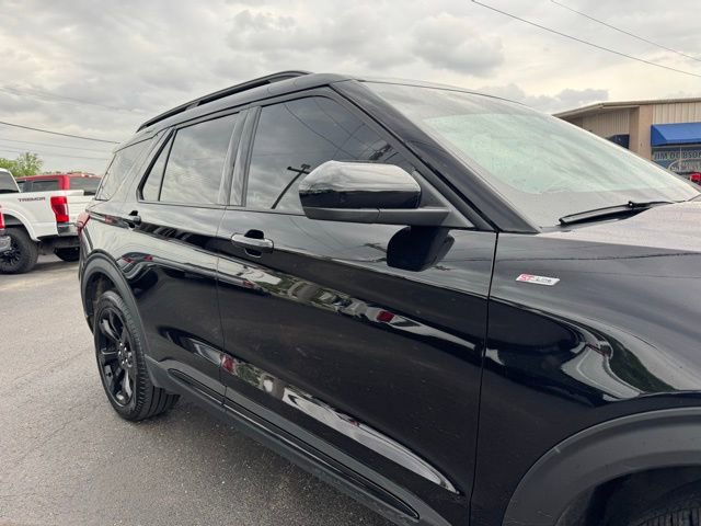 Used 2023 Ford Explorer ST-Line w/ Class IV Trailer Tow Package AWD/4WD image 6