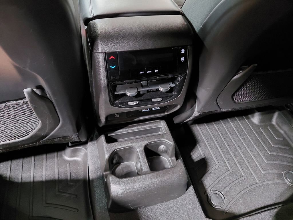 Certified 2021 Jeep Grand Cherokee L Laredo AWD/4WD image 39