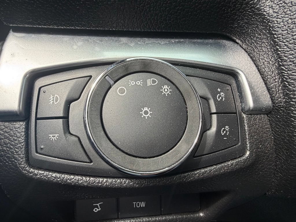 Used 2018 Ford Explorer Sport AWD/4WD image 18