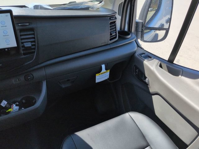 New 2026 Ford Transit 250 Low Roof w/ Load Area Protection Package RWD image 15