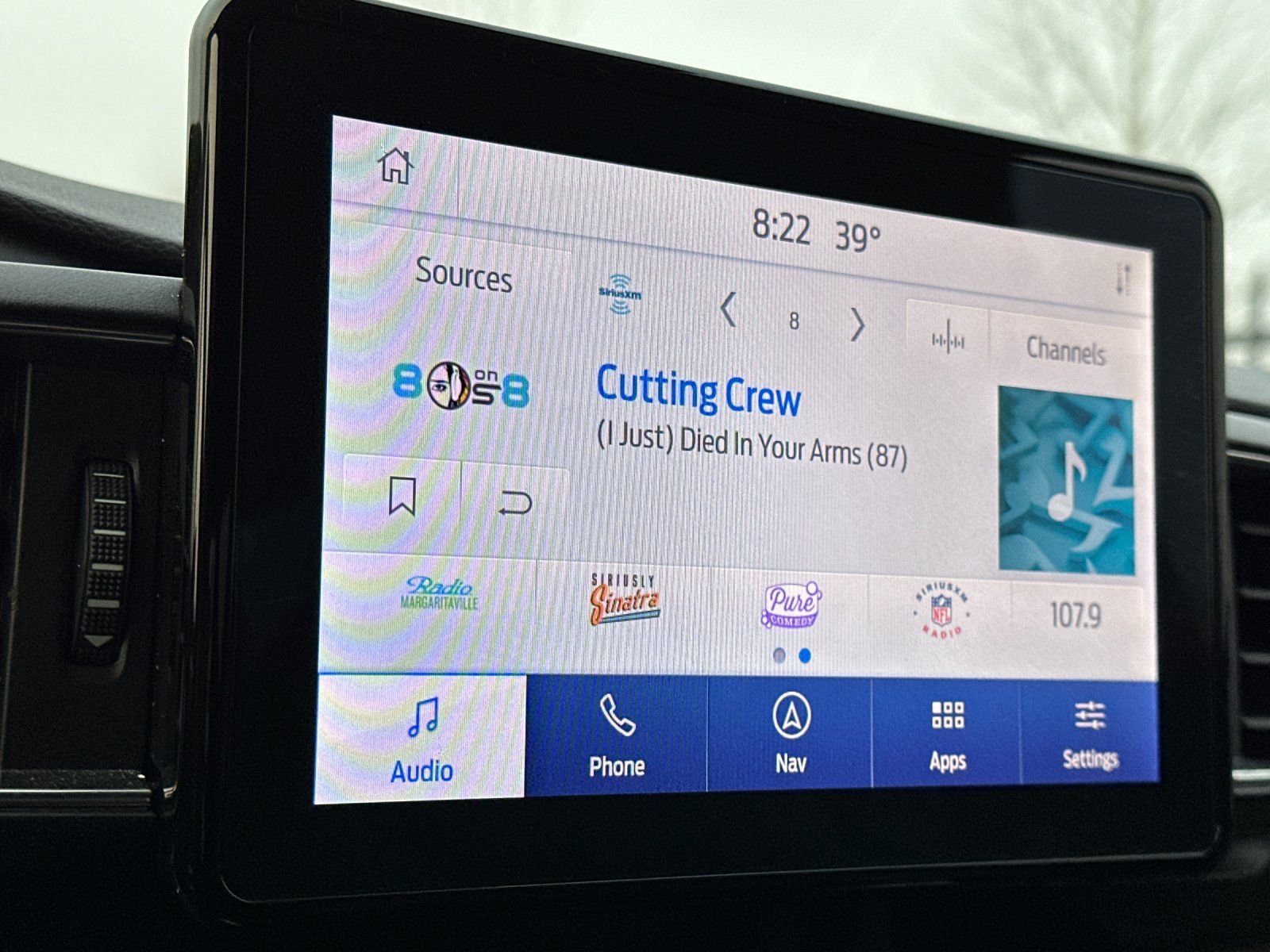 Used 2024 Ford Explorer Limited image 18