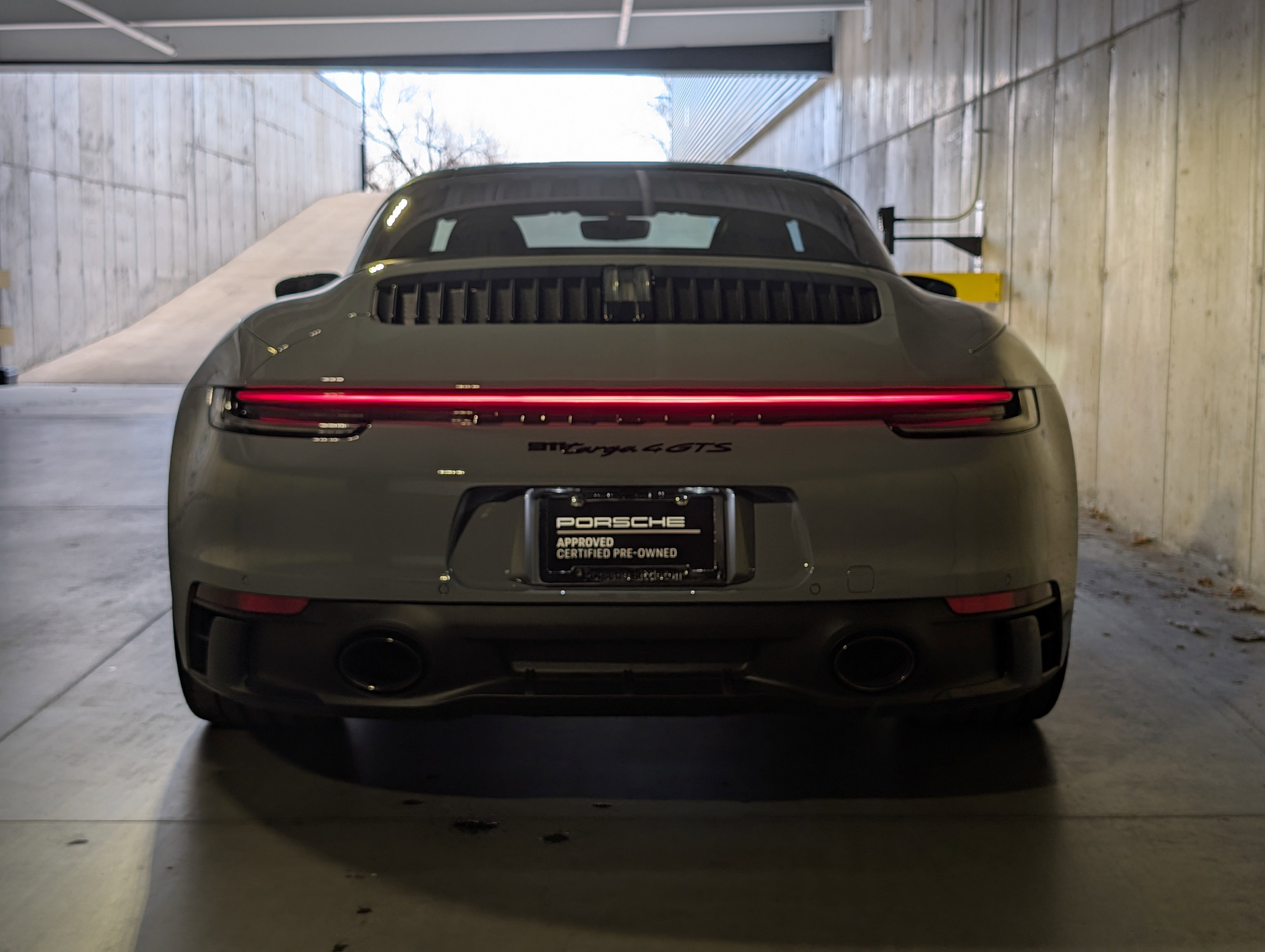 Used 2024 Porsche 911 Targa 4 GTS image 8