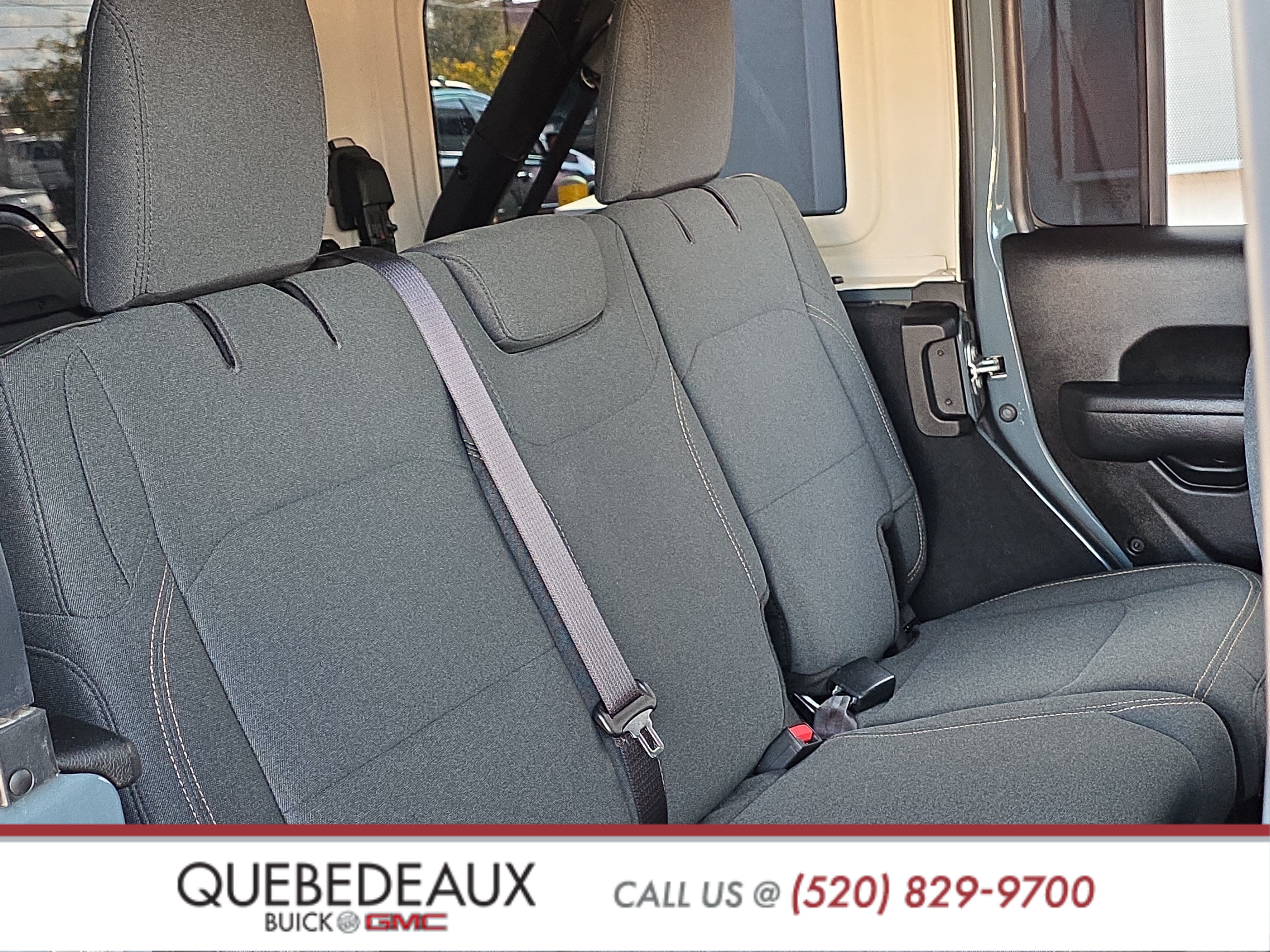 Used 2025 Jeep Wrangler Unlimited Sport AWD/4WD image 28