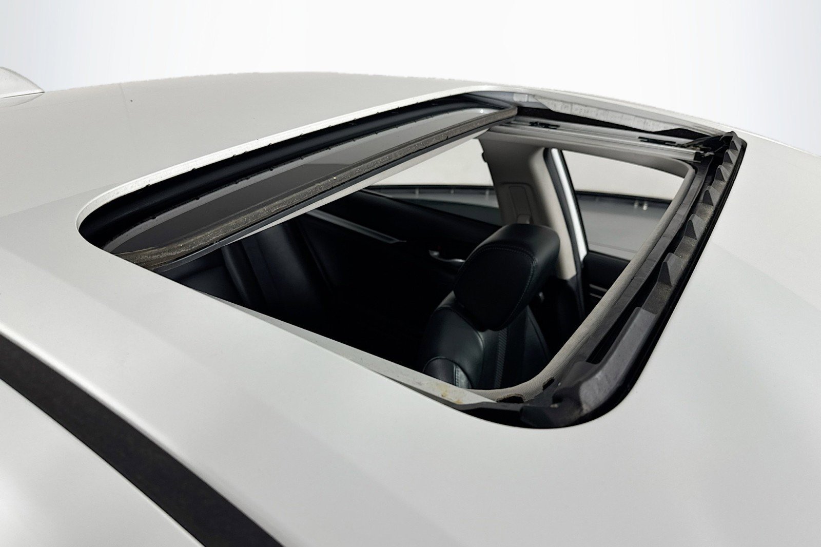 Used 2019 Honda Civic EX-L image 21