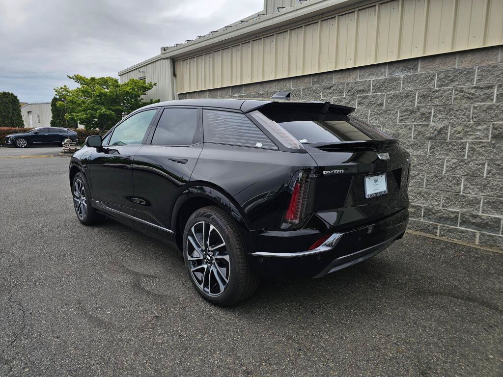 New 2026 Cadillac Optiq Sport 2 RWD image 4