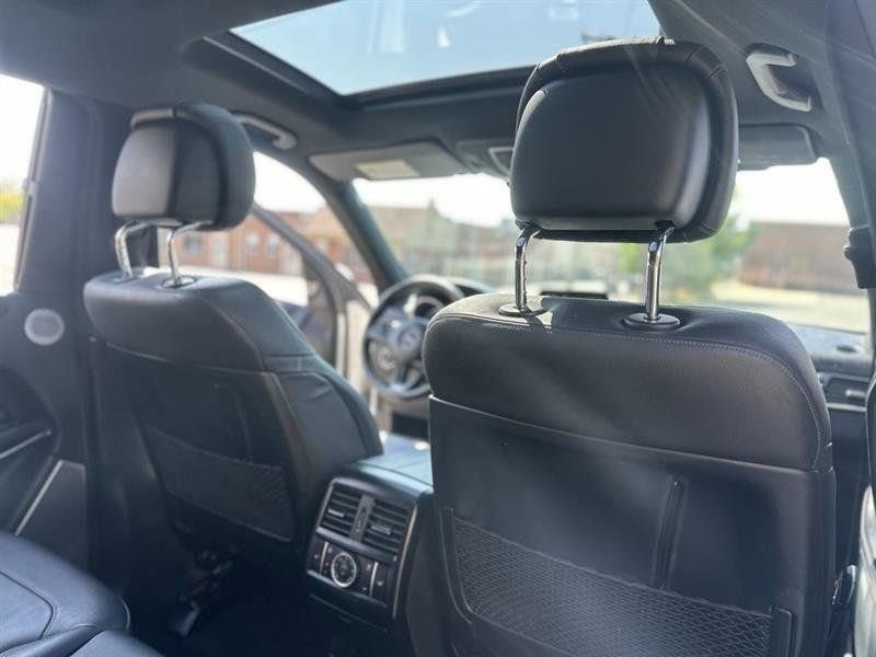 Used 2017 Mercedes-Benz GLS 550 4MATIC image 21
