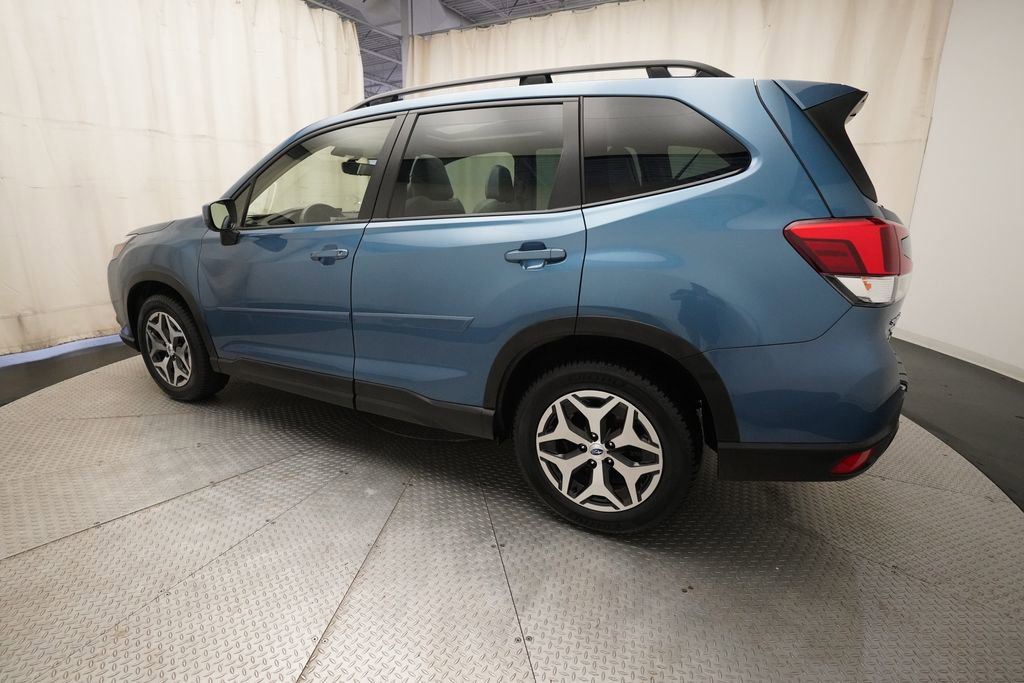 Certified 2023 Subaru Forester Premium image 36