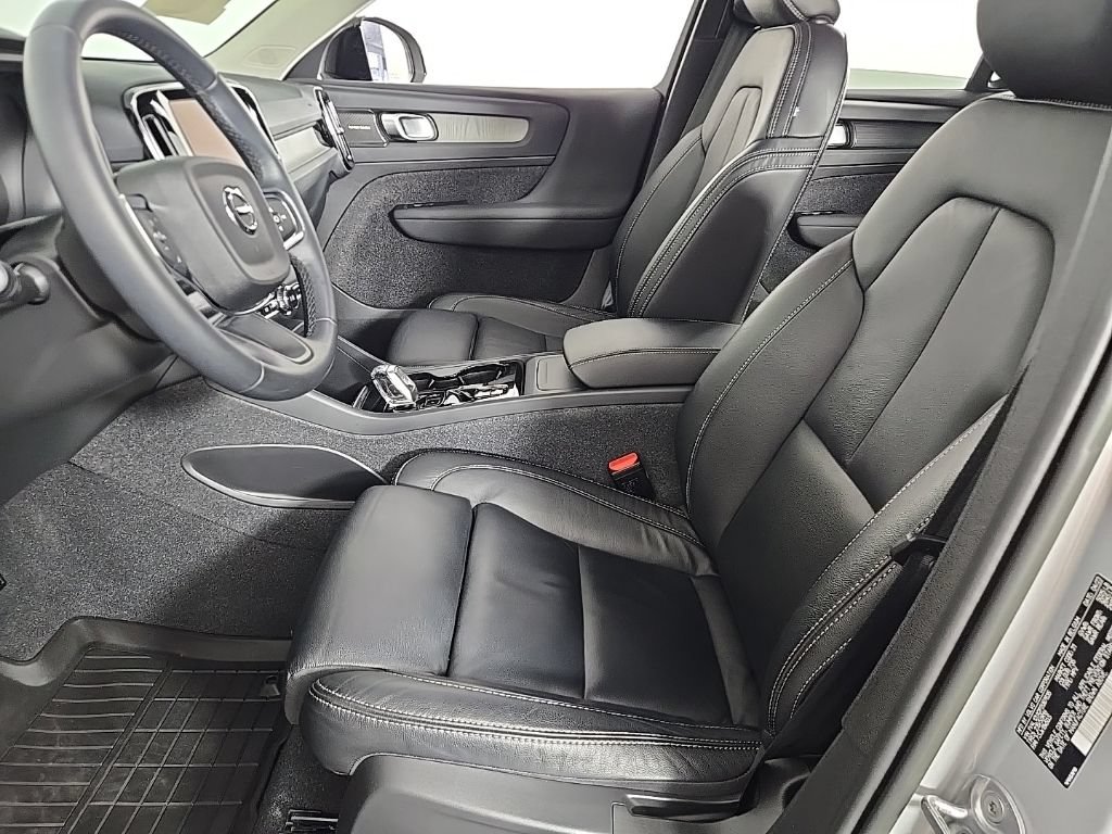 Certified 2023 Volvo XC40 B5 Ultimate w/ Climate Package AWD/4WD image 20