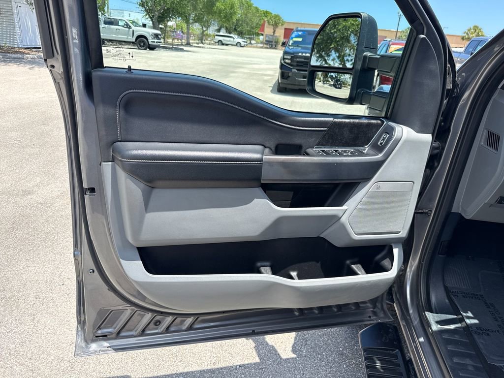 Used 2024 Ford F250 XLT w/ XLT Premium Package AWD/4WD image 12