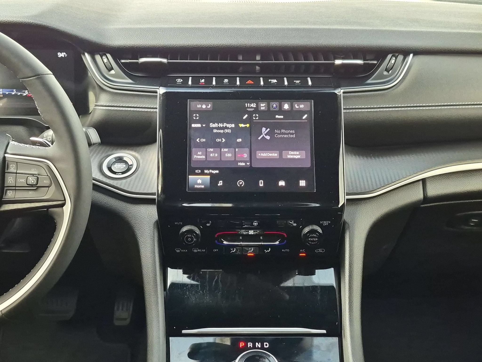 Used 2024 Jeep Grand Cherokee L Altitude RWD image 18