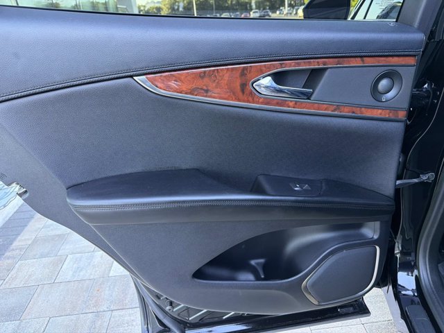 Certified 2019 Lincoln Nautilus Reserve FWD image 15