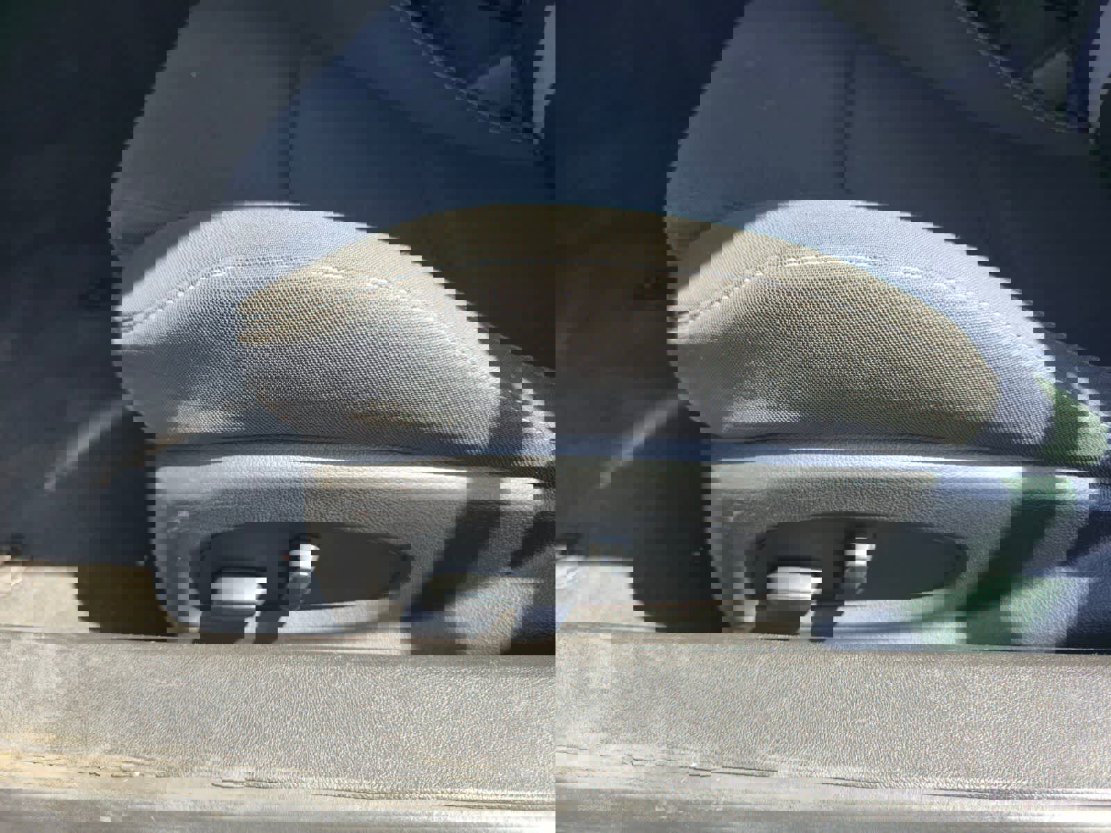 Used 2023 Chevrolet Camaro LT RWD image 18