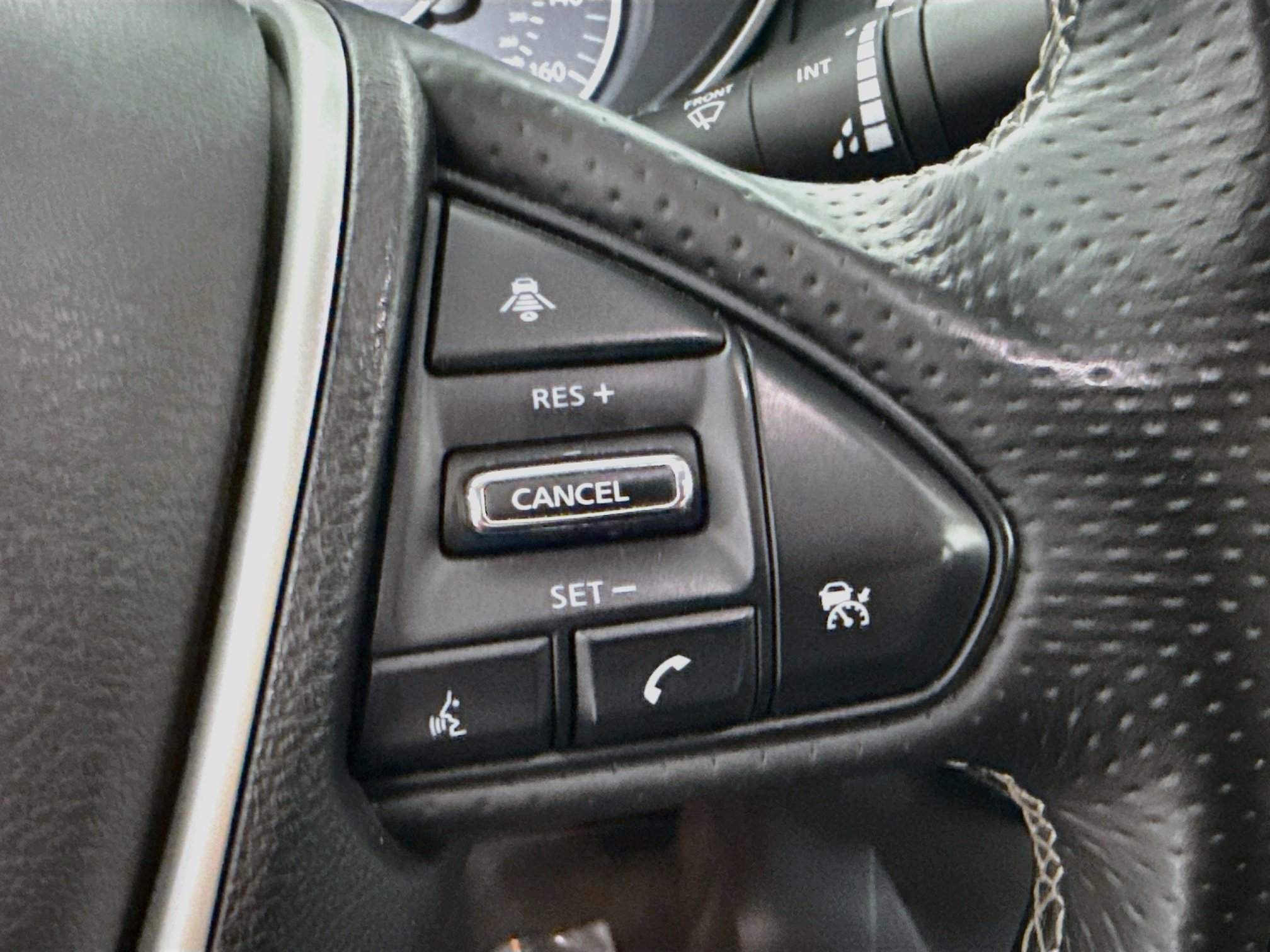 Used 2023 Nissan Maxima SL FWD image 15