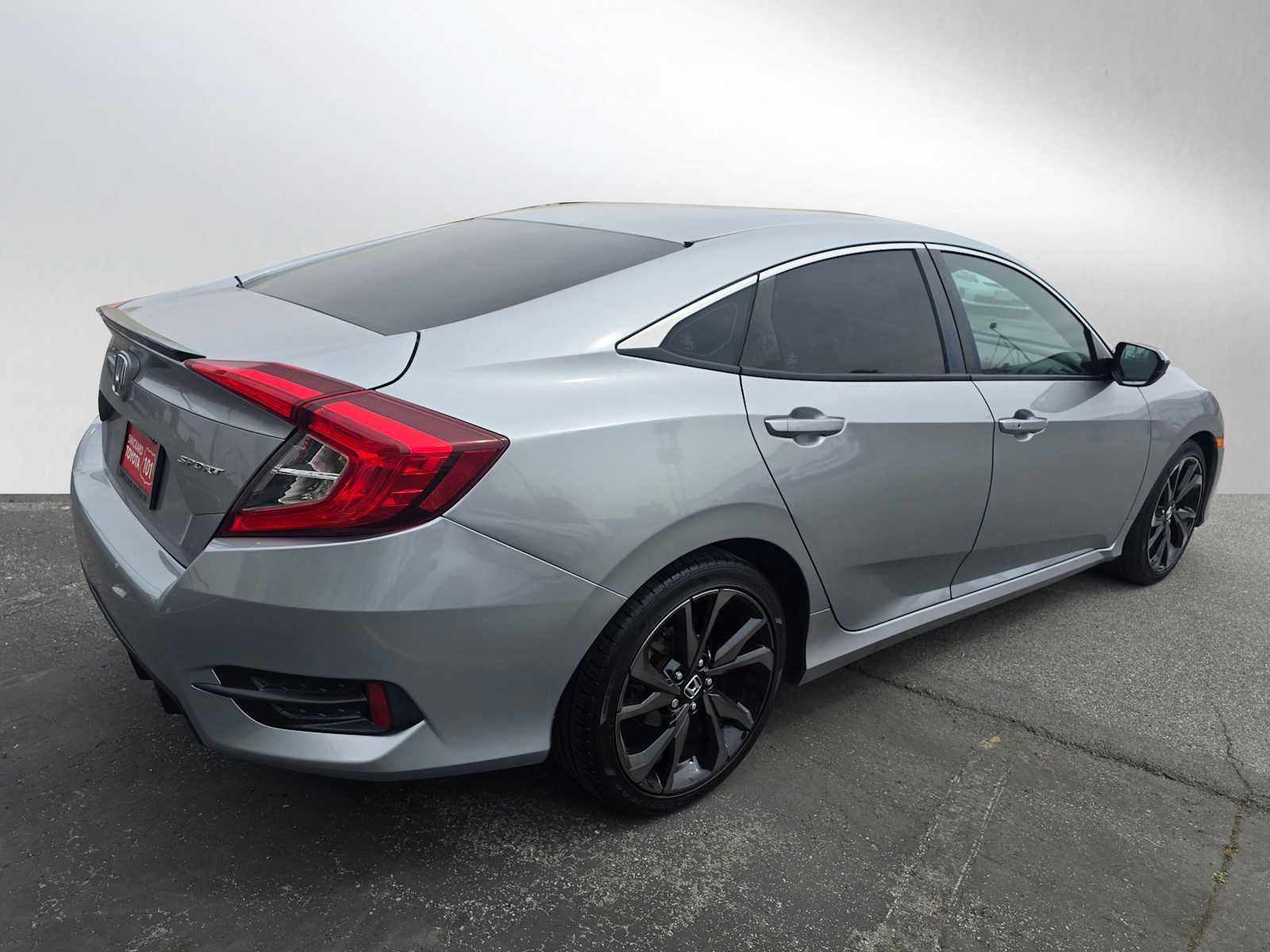 Used 2019 Honda Civic Sport image 3