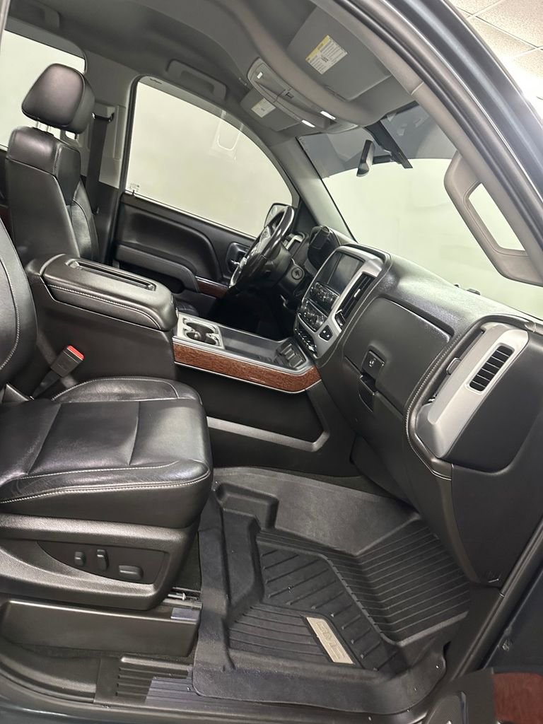 Used 2018 GMC Sierra 1500 SLT w/ SLT Premium Package image 36