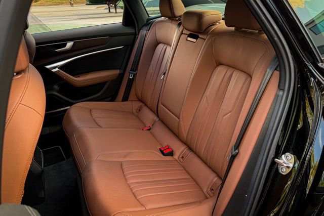 Used 2021 Audi A6 Premium Plus w/ Premium Plus Package image 31