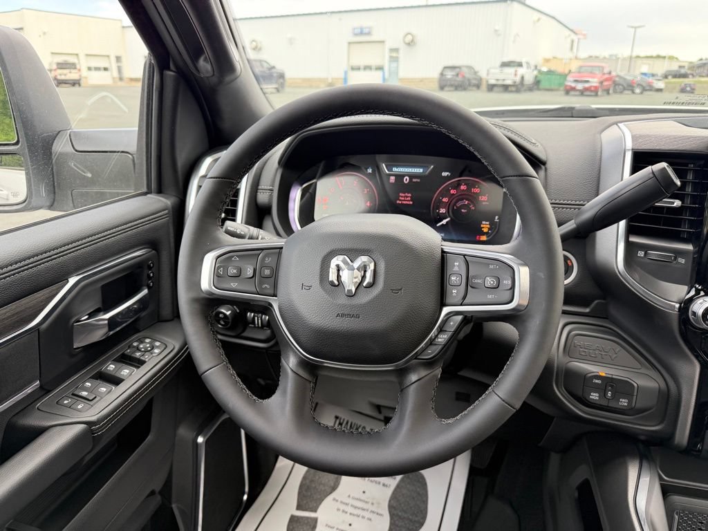 New 2026 RAM 3500 Laramie AWD/4WD image 13