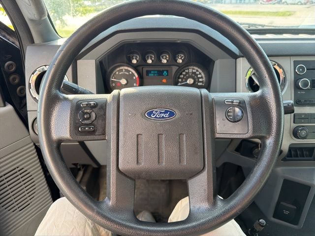Used 2016 Ford F750 2WD Regular Cab Super Duty image 26