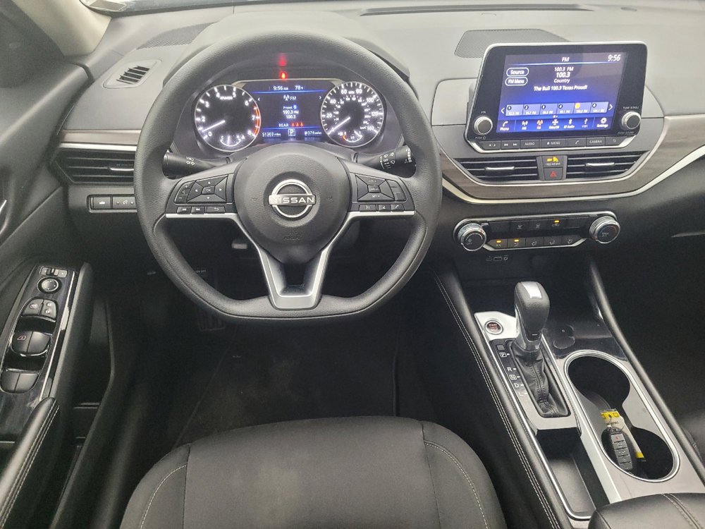 Used 2023 Nissan Altima 2.5 SV image 22