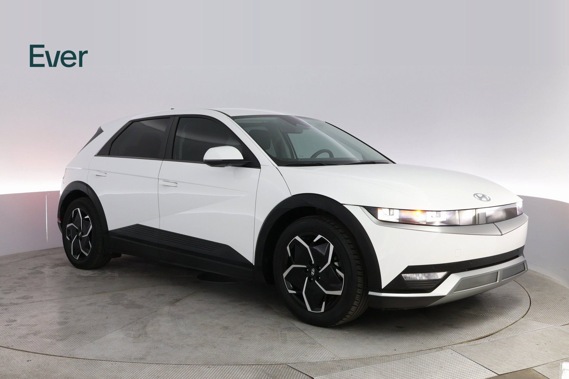 Used 2023 Hyundai Ioniq 5 SEL w/ Cargo Package image 4